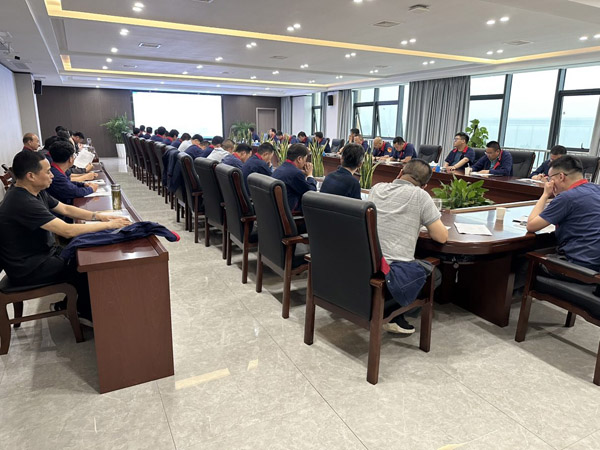 公司召開安全、環(huán)保、職業(yè)衛(wèi)生工作會(huì)議 