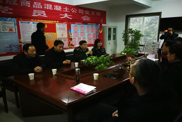 銅官區(qū)區(qū)委常委、人武部到商品混凝土公司開展專項督導(dǎo)工作